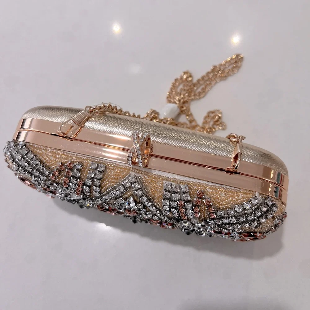 Nina Crystal Embellished Minaudiere Gelsey Clutch/Crossbody Chain Bag - Picture 8 of 15